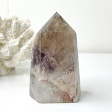 Load image into Gallery viewer, INCLUDED QUARTZ TOWER
