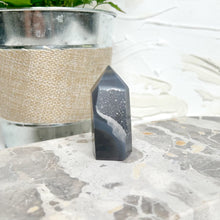 Load image into Gallery viewer, AGATE DRUZY POINT