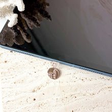Load image into Gallery viewer, CHARM DUST PLUG USB- C