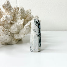 Load image into Gallery viewer, RAINBOW MOONSTONE GENERATOR