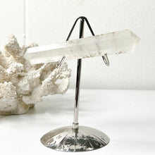 Load image into Gallery viewer, CLEAR QUARTZ DT POINT