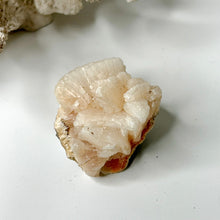 Load image into Gallery viewer, ZEOLITE ASSORTED CLUSTER