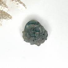 Load image into Gallery viewer, LABRADORITE CARVING