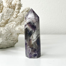 Load image into Gallery viewer, CHEVRON AMETHYST POINT