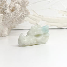 Load image into Gallery viewer, MINI CRYSTAL DRAGON HEAD
