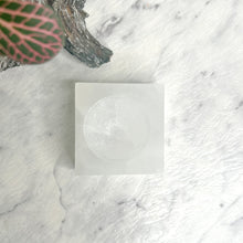 Load image into Gallery viewer, SELENITE SPHERE STAND