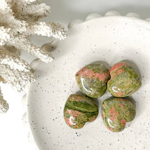 Load image into Gallery viewer, CRYSTAL MINI HEART