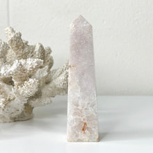 Load image into Gallery viewer, FLOWER AGATE POINT