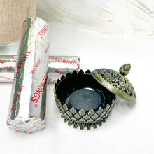 Load image into Gallery viewer, THREE KINGS CHARCOAL ROLL