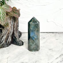 Load image into Gallery viewer, LABRADORITE TOWER