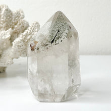 Load image into Gallery viewer, INCLUDED QUARTZ TOWER