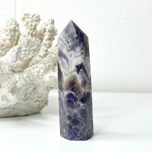Load image into Gallery viewer, CHEVRON AMETHYST POINT