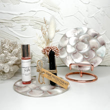 Load image into Gallery viewer, SHIVA SHELL COASTER