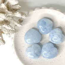 Load image into Gallery viewer, CRYSTAL MINI HEART