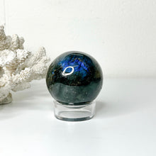 Load image into Gallery viewer, LABRADORITE SPHERE