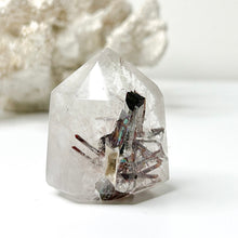 Load image into Gallery viewer, INCLUDED QUARTZ