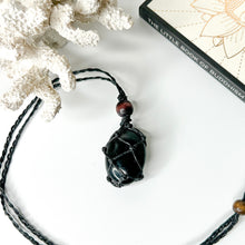 Load image into Gallery viewer, BLACK OBSIDIAN MACRAME NECKLACE