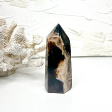 Load image into Gallery viewer, BROWN OPAL POINT