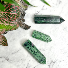 Load image into Gallery viewer, RUBY ZOISITE POINT