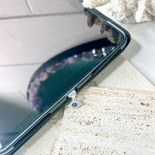 Load image into Gallery viewer, CHARM DUST PLUG USB- A