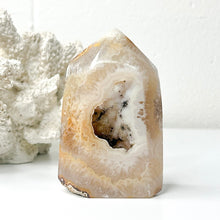 Load image into Gallery viewer, AGATE DRUZY POINT