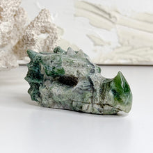 Load image into Gallery viewer, CRYSTAL DRAGON HEAD CARVING