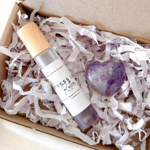 Load image into Gallery viewer, ROLLER & CRYSTAL HEART GIFT SET