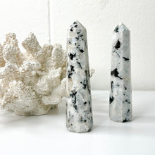 Load image into Gallery viewer, RAINBOW MOONSTONE GENERATOR