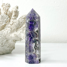 Load image into Gallery viewer, CHEVRON AMETHYST POINT