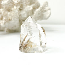 Load image into Gallery viewer, INCLUDED QUARTZ