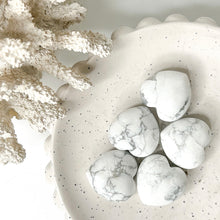 Load image into Gallery viewer, CRYSTAL MINI HEART