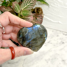 Load image into Gallery viewer, LABRADORITE HEART
