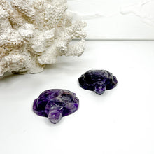 Load image into Gallery viewer, AMETHYST TURTLE CARVING