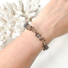 Load image into Gallery viewer, CRYSTAL CHIP BRACELET