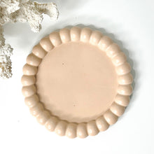 Load image into Gallery viewer, BUBBLE ROUND TRINKET TRAY