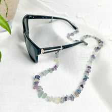 Load image into Gallery viewer, CRYSTAL GLASSES CHAIN