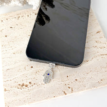 Load image into Gallery viewer, CHARM DUST PLUG USB- A