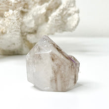 Load image into Gallery viewer, INCLUDED QUARTZ