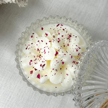 Load image into Gallery viewer, CAROUSEL CANDLE