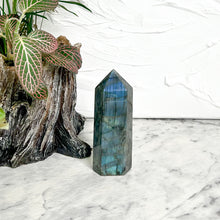Load image into Gallery viewer, LABRADORITE TOWER