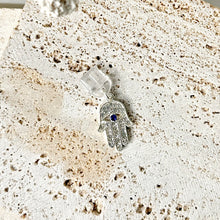 Load image into Gallery viewer, CHARM DUST PLUG USB- A