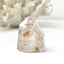 Load image into Gallery viewer, INCLUDED QUARTZ