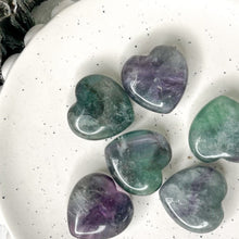 Load image into Gallery viewer, CRYSTAL MINI HEART