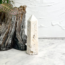 Load image into Gallery viewer, DENDRITIC AGATE TOWER