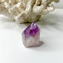 Load image into Gallery viewer, AMETHYST BOLIVIAN BASE CUT POINT