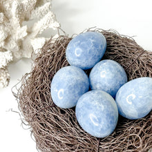 Load image into Gallery viewer, BLUE CALCITE EGG