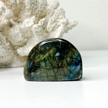 Load image into Gallery viewer, LABRADORITE SMALL FREEFORM