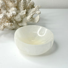 Load image into Gallery viewer, SELENITE BOWL