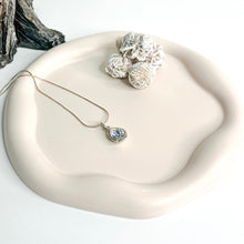 Load image into Gallery viewer, CURVE TRINKET TRAY