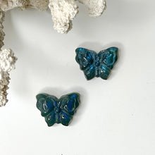 Load image into Gallery viewer, LABRADORITE MINI CARVING